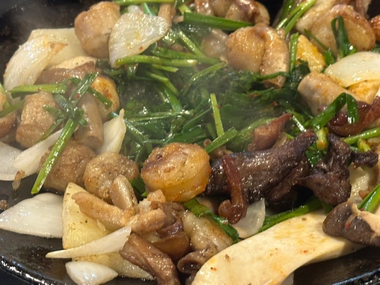  강남역 곱창집 '진구 곱창' 블루리본 한우곱창 맛집 / 단체 회식장소 추천