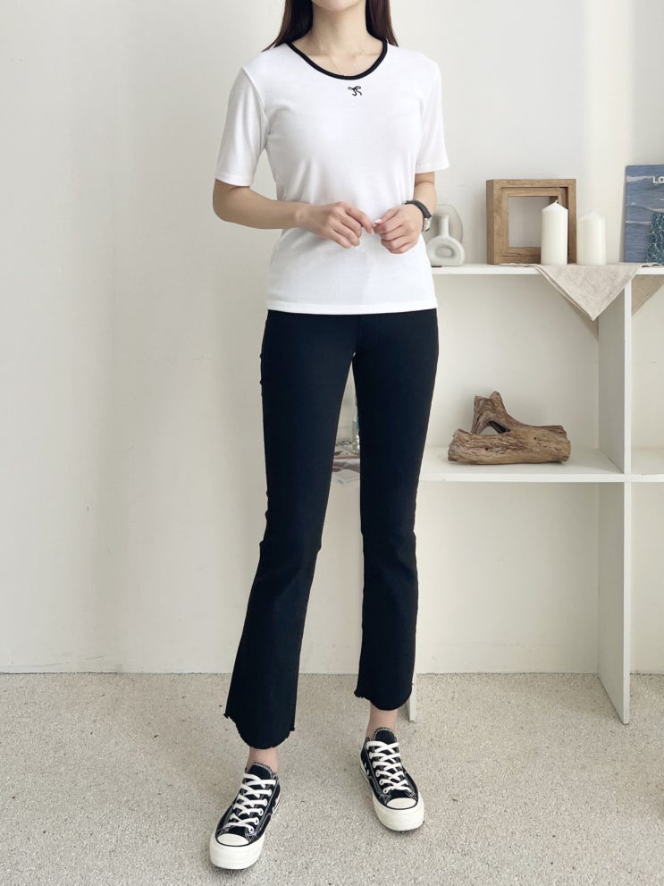  레이온 스판 반팔 티셔츠 – 여름철 필수 아이템, 세련되면서도 편안한 착용감!