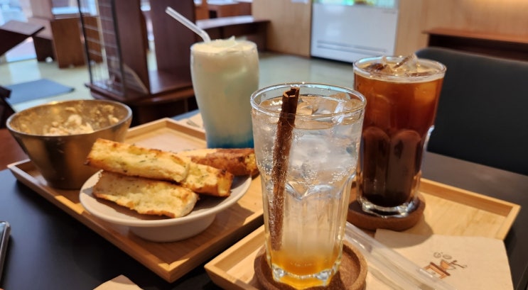  천안 신부동 디저트 맛집 로스터리까페 니콜