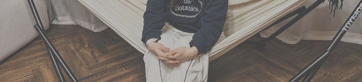  캠핑해먹 스탠드 덕분에 어디서나 편안한 스탠드해먹