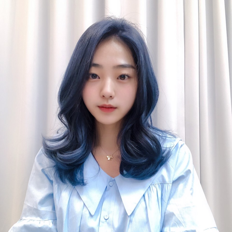  동탄레이크꼬모 미용실이 알려주는 대학생을 위한 애쉬블루 염색 가이드