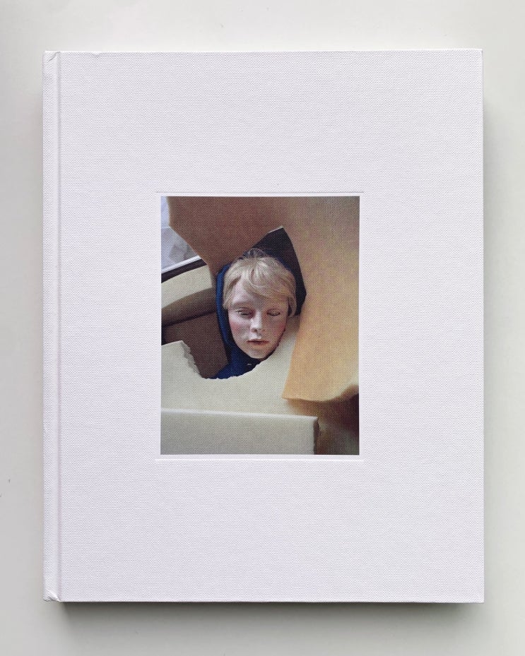  Estelle Hanania (에스텔 하나니아): IT’S ALIVE! A travers l’œuvre de Gisele Vienne (2019)