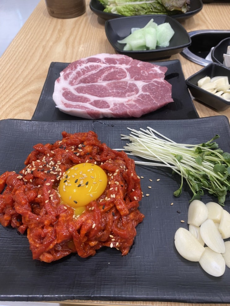  영등동맛집 익산 호삼겹 주차정보 영등동점심특선 한돈목살 한우육회 익산맛집 영등동룸고기집 전북맛집기행