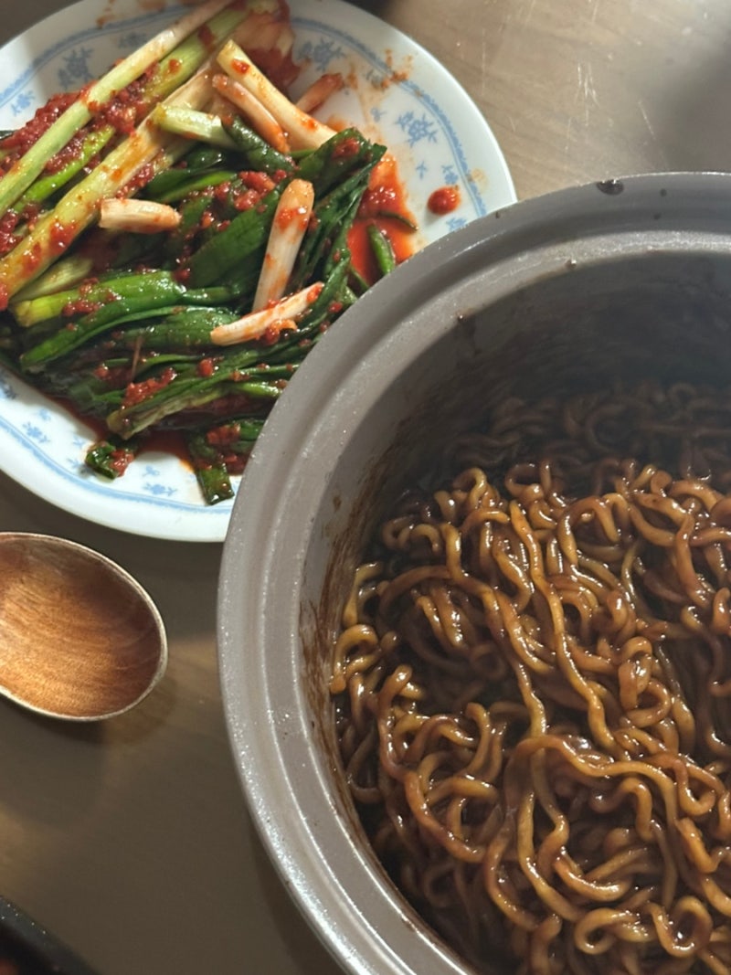 품담식품관 국산파김치 반찬걱정은 안동학가산 파김치로 끝