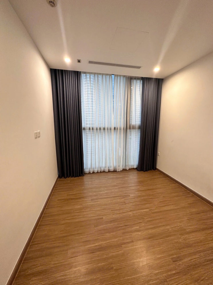  하노이 스카이레이크 S3 방3개 노옵션 $1200 VINHOMES SKYLAKE 좋은 아파트 임대 알려드립니다