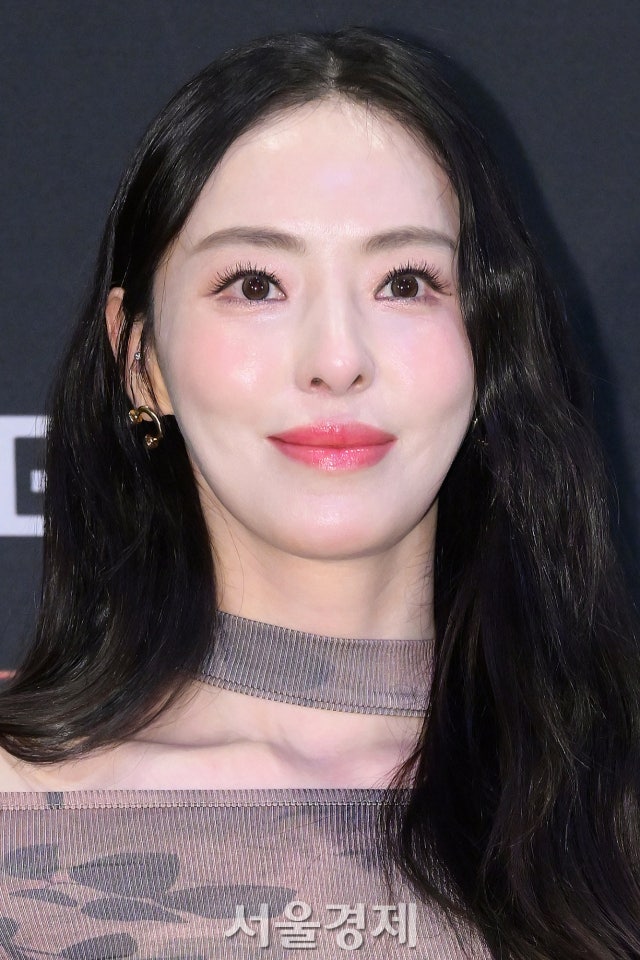 배우 이다희, 우아함과 유쾌함을 오가는 ‘믿고 보는’ 배우