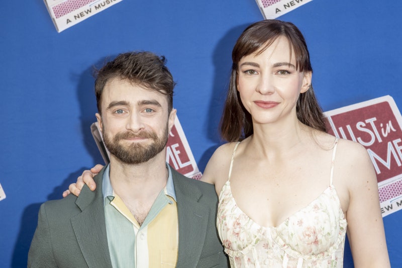다니엘 래드클리프(Daniel Radcliffe) & 에린 다크(Erin Darke) - 조나단 그로프의 "Just in Time" 오프닝 ....