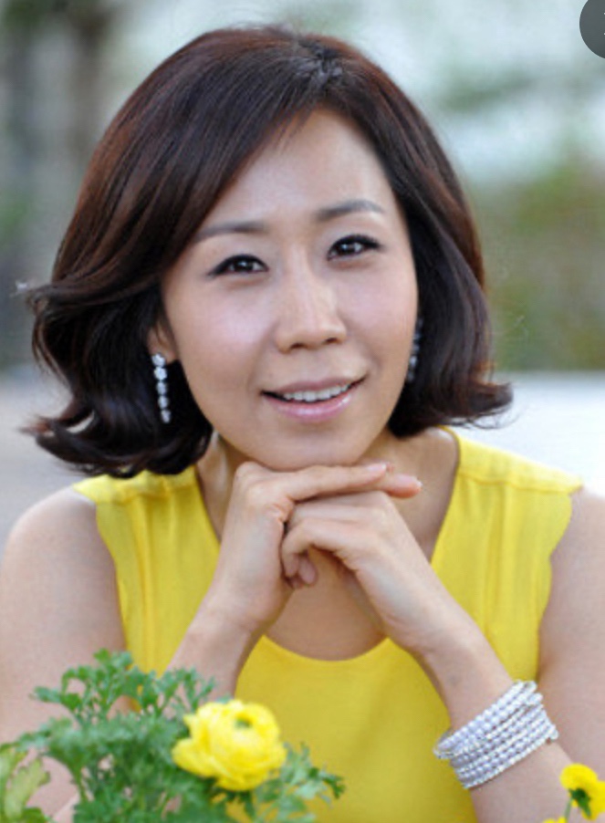 가수 <b>조영남</b>의 <b>팔순</b> 잔치 축사   화제…정선희, 날 여자로 본다... 