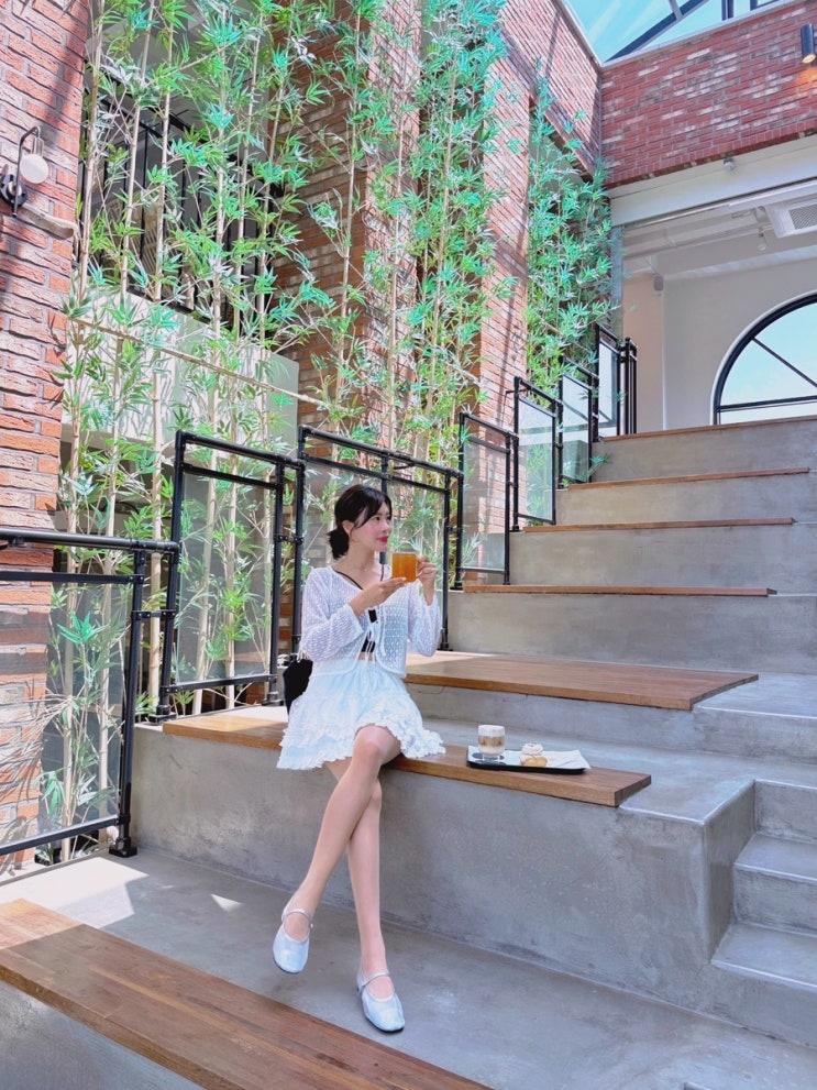  속초 카페 울산바위뷰 sns 감성 베이커리 맛집 <카페너래>
