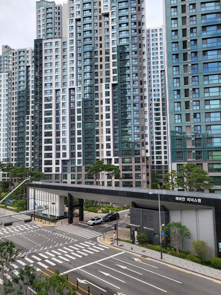  강남 아파트, 월급 74년 모아도 그림의 떡