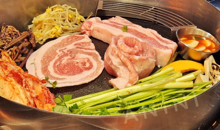  천호 고기맛집 향돈 숙성돼지고기(솥뚜껑!)