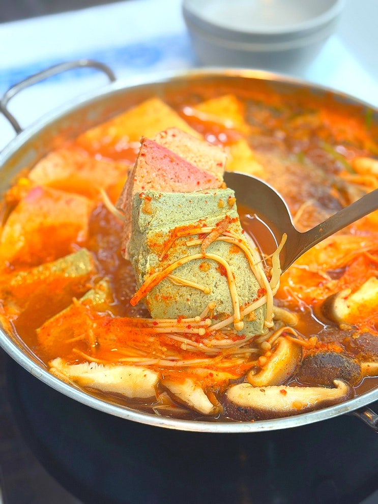  속초 순두부 맛집 옛고을순두부 매일 아침 만드는 이색 두부전골 너무 맛있어!