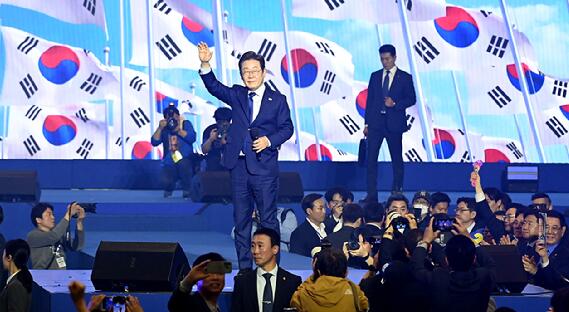 더불어민주당 <b>이재명</b> 대통령 후보 선출, <b>재외국민 투표</b> 98.69... 