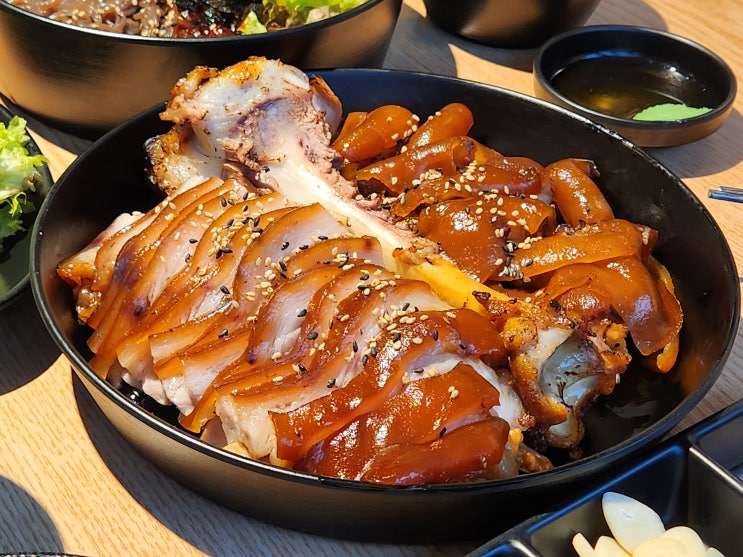  당감동 맛집 발모가지 믿고 먹는 야들야들한 국내산 생족발