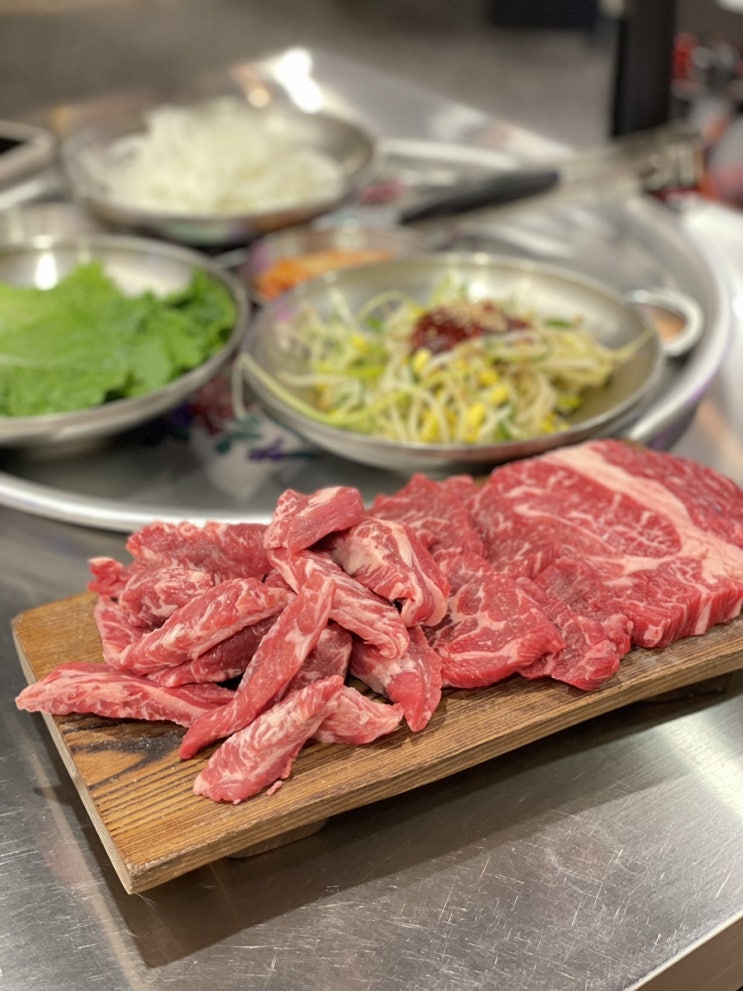  수원 인계동 고기집 추천! 소 돼지 다 있는 가성비 24시 맛집 고탐갈비 인계점