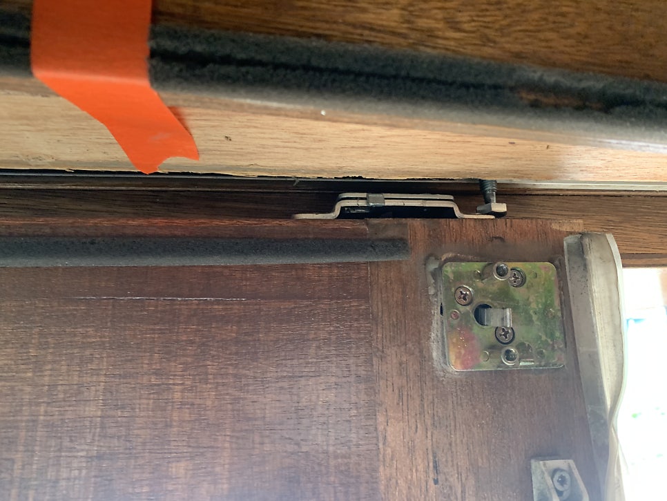 용인중문수리 포켓도어(상가출입문) 댐퍼수리비용