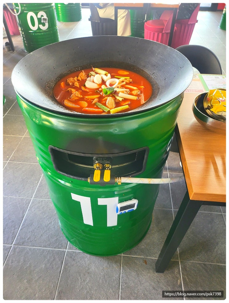  인천중산동맛집 특별한 통큰솥뚜껑닭볶음탕영종하늘도시점
