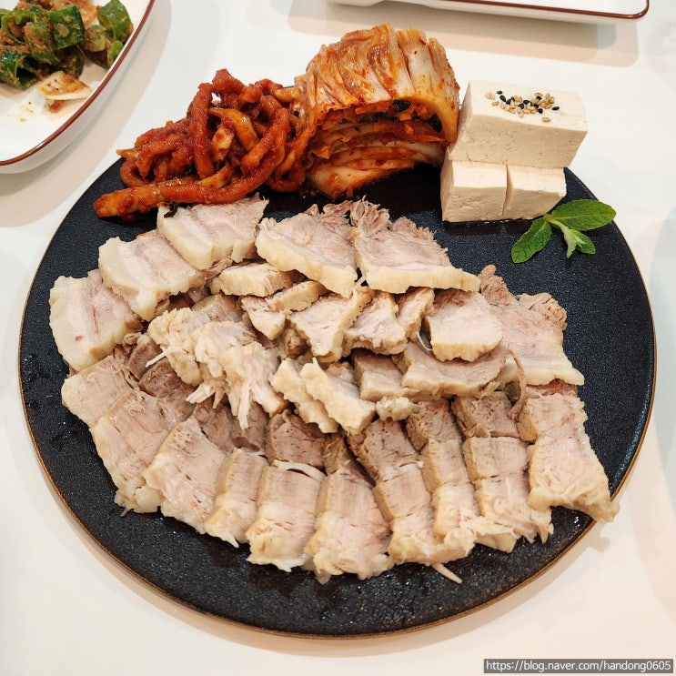  [도봉구/방학동] 오늘 - 깔끔하고 세련된 분위기에서 즐기는 보쌈에 소주 한 잔! 방학동 보쌈 맛집