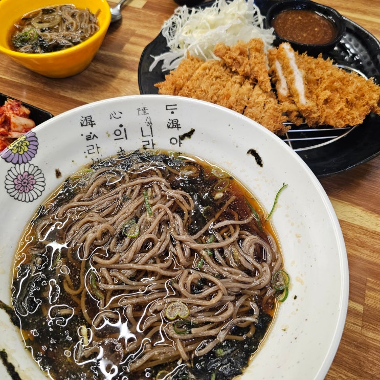  돈가스 먹으러 갔다 냉모밀에 반한 광화문 맛집 후니도니
