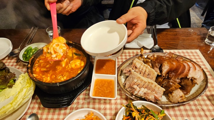  장암동 현대왕족발 가봄