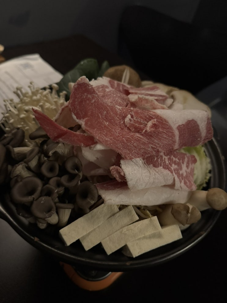  광주 쌍촌동 안주맛집 차돌박이 버섯전골과 가라아게 추천, 주관