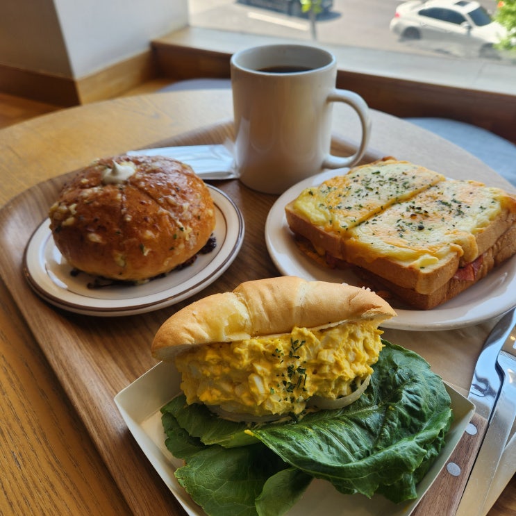  송파나루역 카페 맛있는 빵과 편하게 머물기 좋은 '명조 커피앤베이커리'