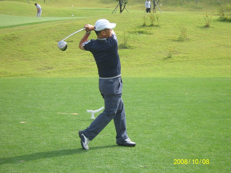라이프 황금연휴에 있는 <b>LIV</b>(리브)<b>골프</b>와 KLPGA 메이저 대회