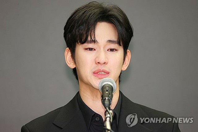 <b>김수현</b> 미성년교제 의혹 부인도 <b>광고계약</b>업체 제소
