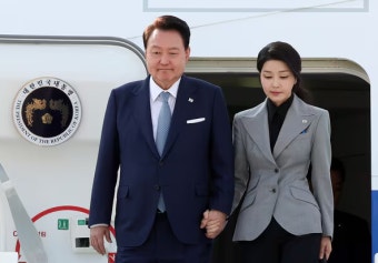 <b>검찰</b>, 윤석열 <b>김건희</b> 사택... 뇌물 혐의 수사 (<b>건진법사</b> 통일교)