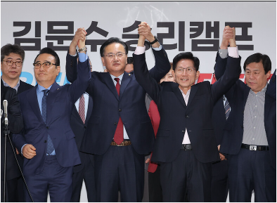 洪캠프 인사들, <b>김문수</b> 지지 선언…<b>나경원</b>도 합류