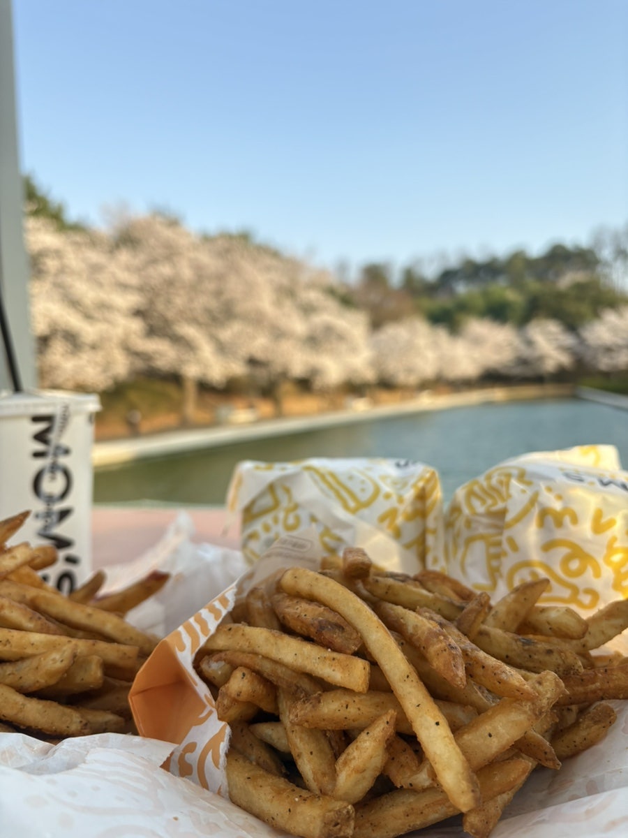 맘스터치 대전지족점 사진 1