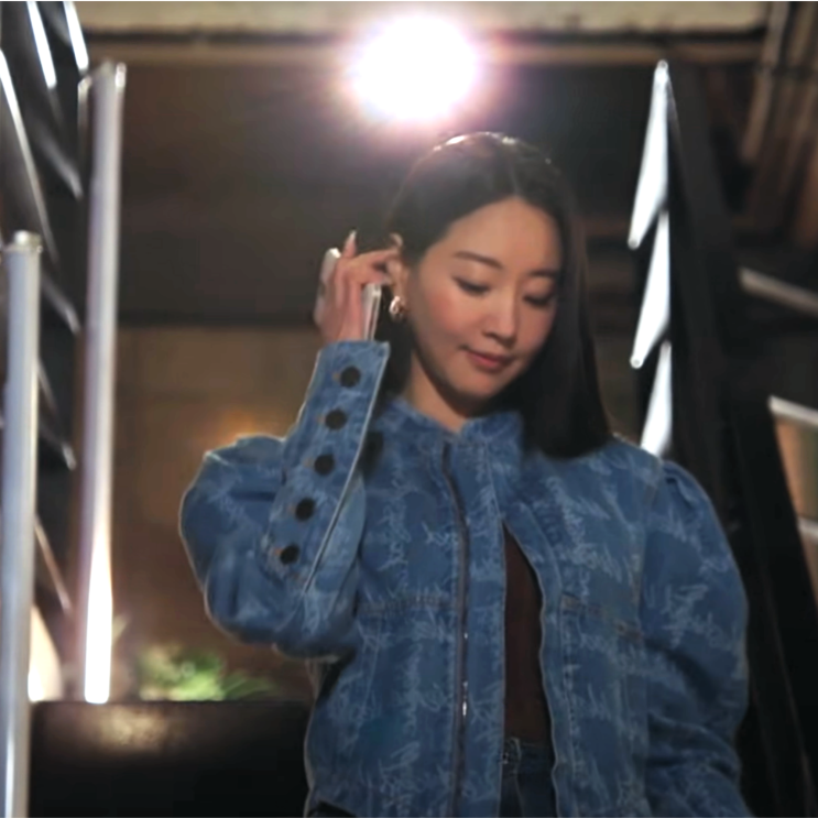  역대급 화제! 김사랑 SNL 패션 코디는?