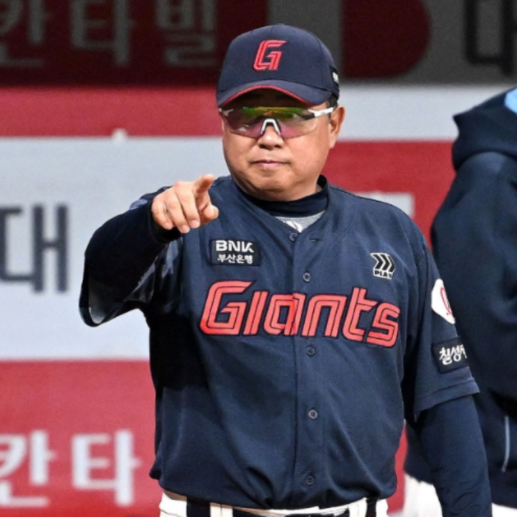 롯데 키움전 스윕승 거두며 한화와 공동 2위!! 설마 롯데 한화 AGAIN 1999??(롯데 스윕, 나승엽, 데이비슨 7이닝 무실점, 황성빈 레이예스 전준우)