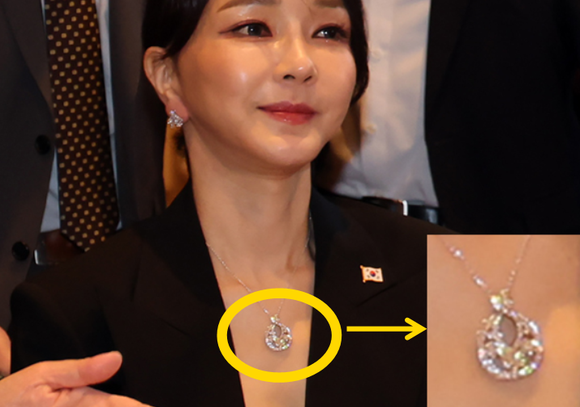<b>김건희</b> 여사 선물 의혹... 목걸이, <b>샤넬백</b>, 인삼주 관련된... 