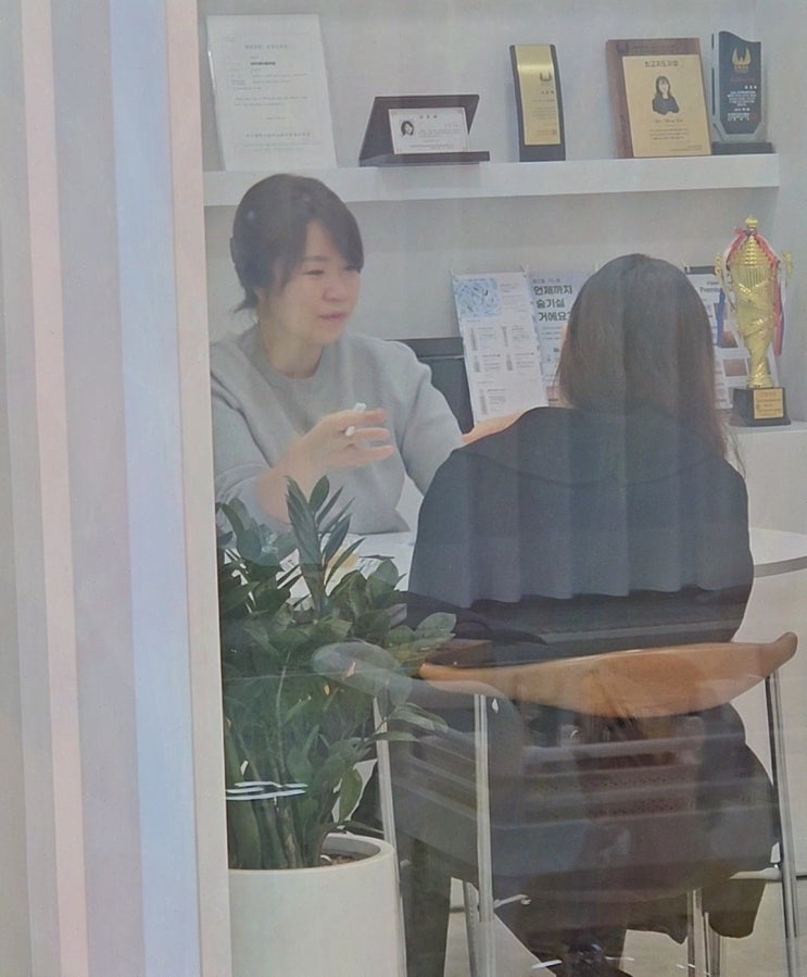  아비에미용학원 대구본원, 전문 피부관리로 인생을 변화시키다