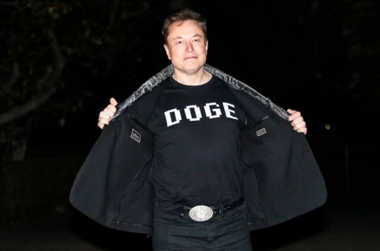 WSJ "<b>테슬라</b> 이사회, 머스크 후임 <b>CEO</b> 선출 작업 착수"
