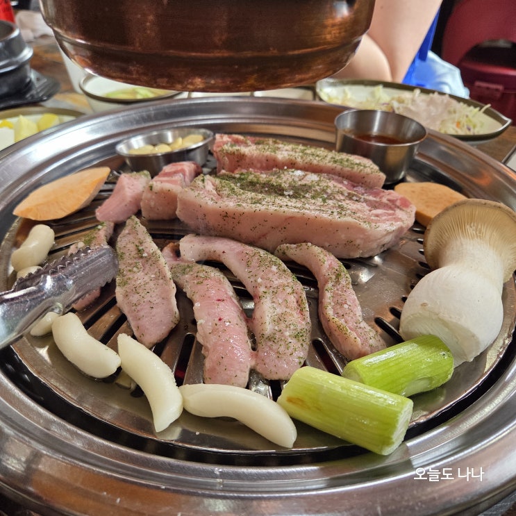  내돈내먹 모임 하기 좋은 김포 고촌 맛집 찬우물한우정육식당 고촌점 :D