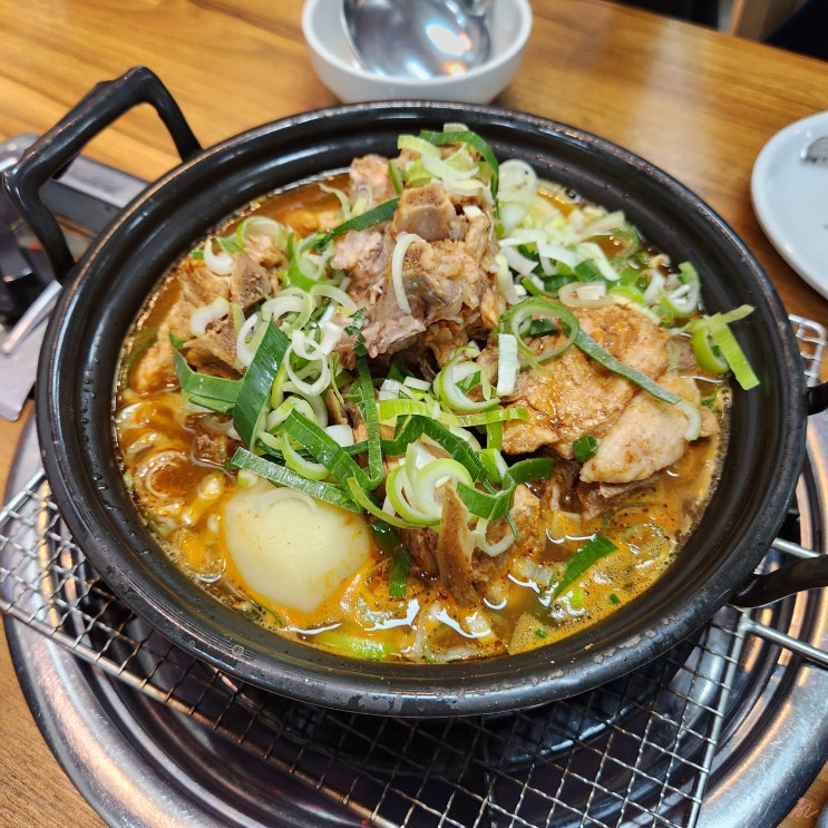  [마곡 코엑스] 원조감자탕 일미집 마곡나루점 - 우거지 없는 담백한 감자탕
