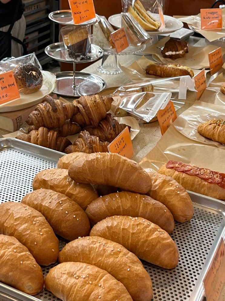 [연남동 빵집] 서울 빵지순례 연남 소금빵 맛집 거니노룰즈