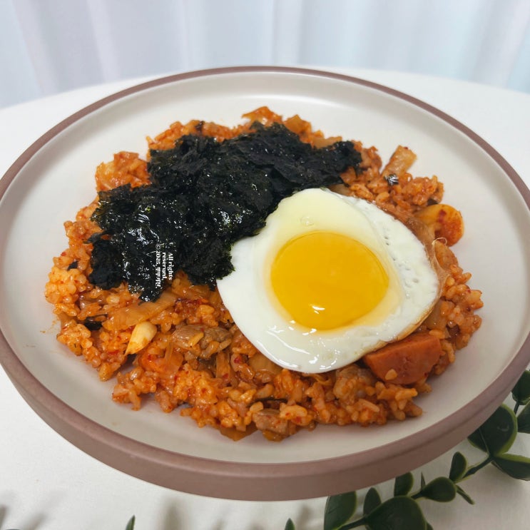 삼겹살 김치볶음밥 소스 계란 <b>길바닥 밥장사</b> 류수영 레시피