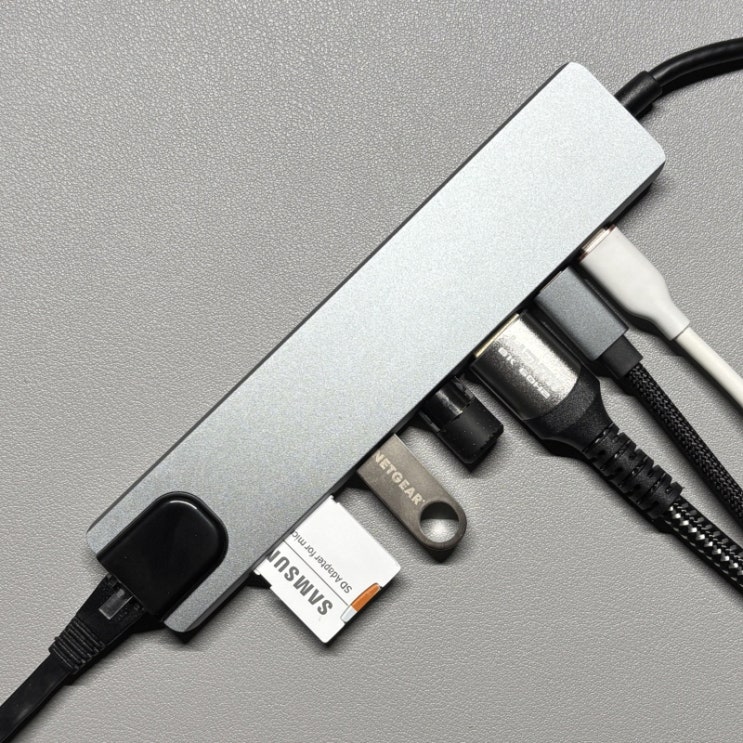  가성비 맥북/서피스 허브 후기: 8 in 1 아이몰 노트북 USB 허브 하나로 포트 부족 해결!