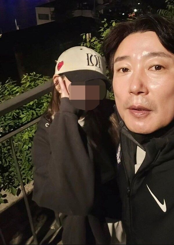 '<b>이수근</b>' 박지연, <b>뇌성마비</b> 子 유학 발언 해명 "웃자고 한 말"