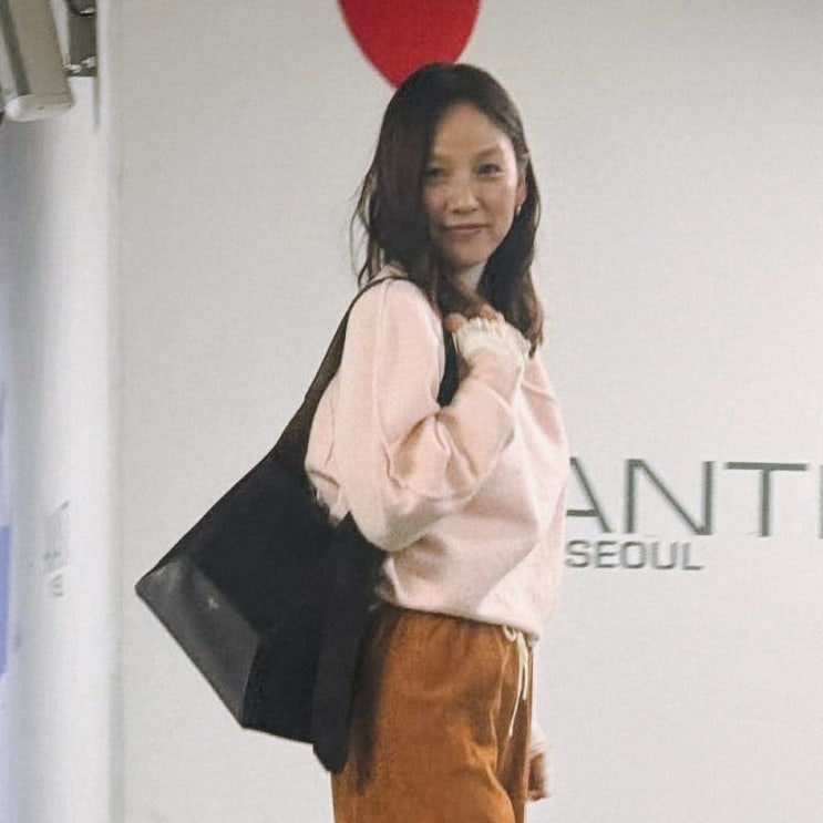 이효리 가방 브랜드와 감각적인 스타일링 노하우
