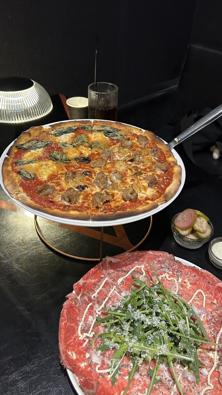  압구정 피자맛집, 모임하기 좋은 디슬로우 청담