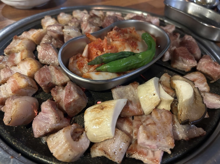  회기역 경희대학교 앞 구워주는 고기맛집 <거복이식당>(거북한판)
