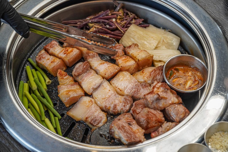  제주도 한림 흑돼지 맛집 다양한 시즈닝이 제공되는 더 시즈닝