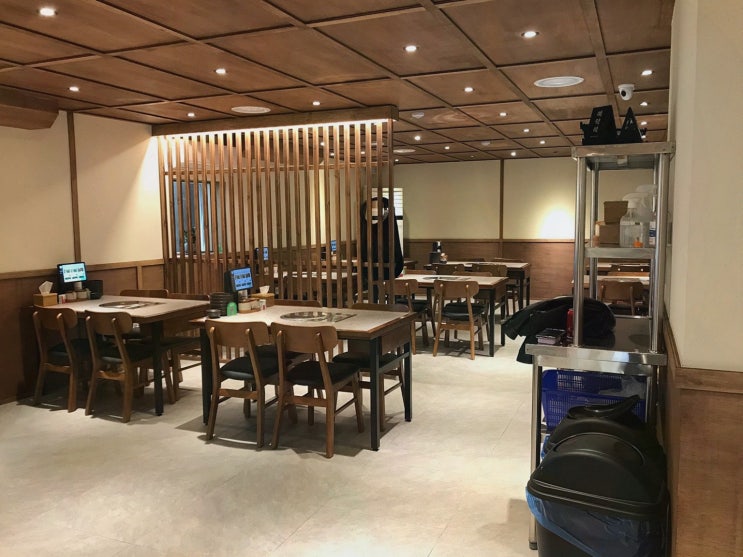  따뜻한 국밥으로 가족을 사로잡는 한양옥 서울시청역 맛집