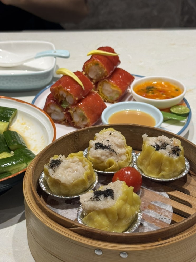  상하이맛집: 점도덕正大店 정대광장 홍미창펀-하가우맛집