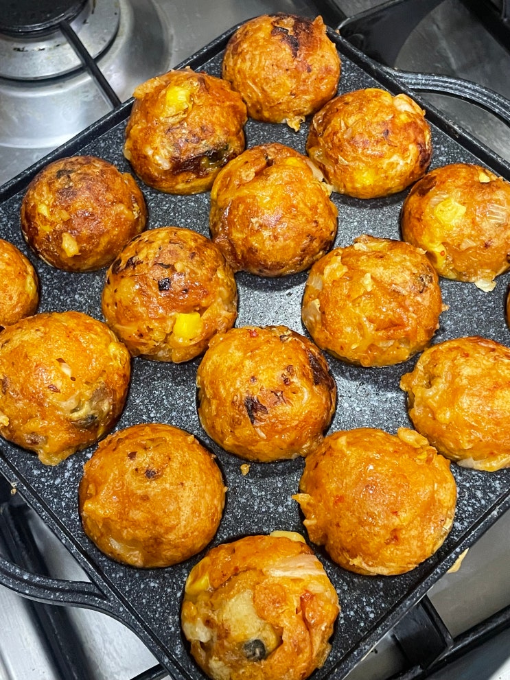  연휴에는 홈쿡 김치전타코야끼&코우슬로샐러드