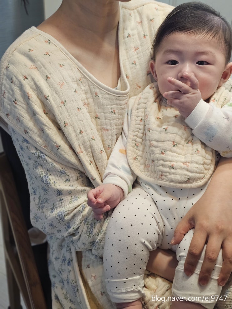  출산선물 추천 치크치크치크 육아앞치마 아기 거즈빕
